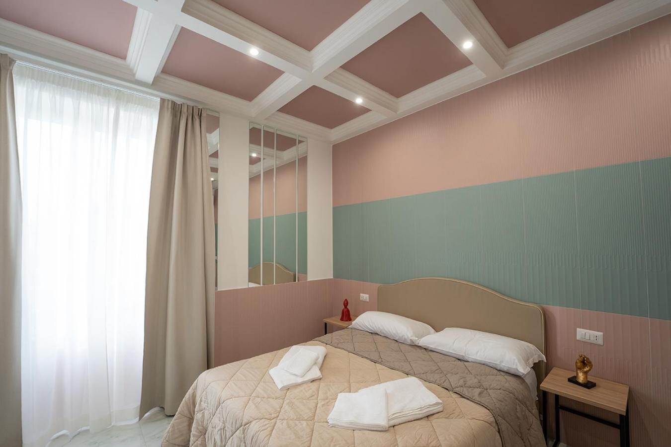 ホテル P.C. Boutique Medina H. Napoli Centro, By Clapa Group エクステリア 写真